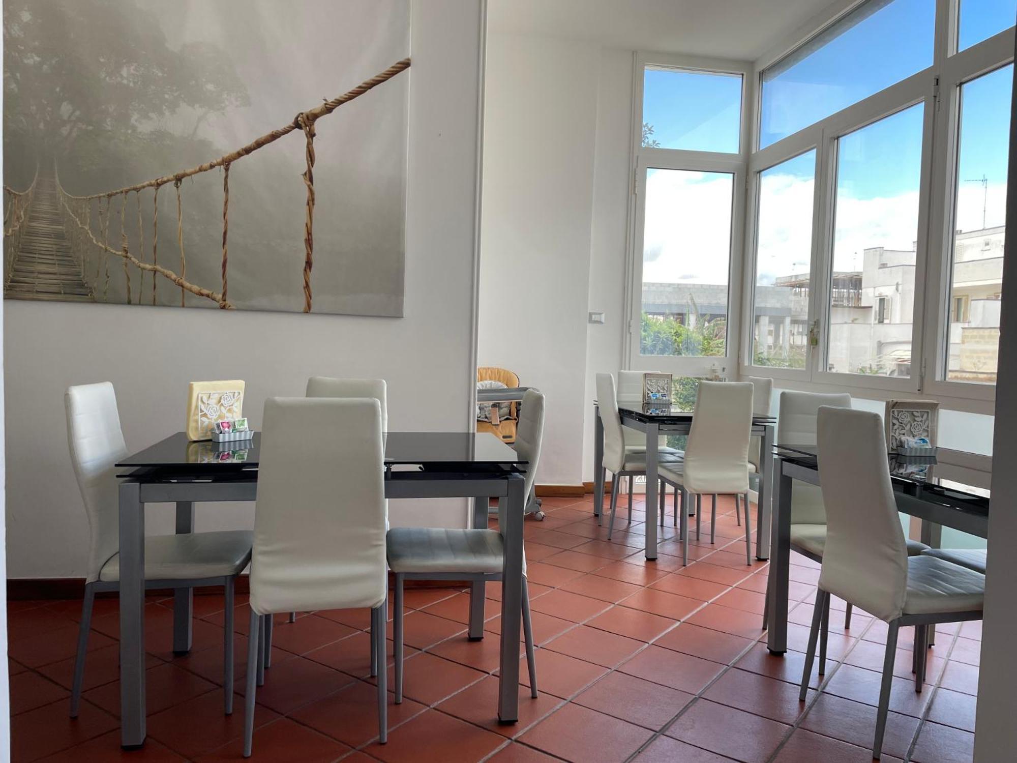 Il Giardino Di Flora Con Piscina Ξενοδοχείο Λέτσε Εξωτερικό φωτογραφία