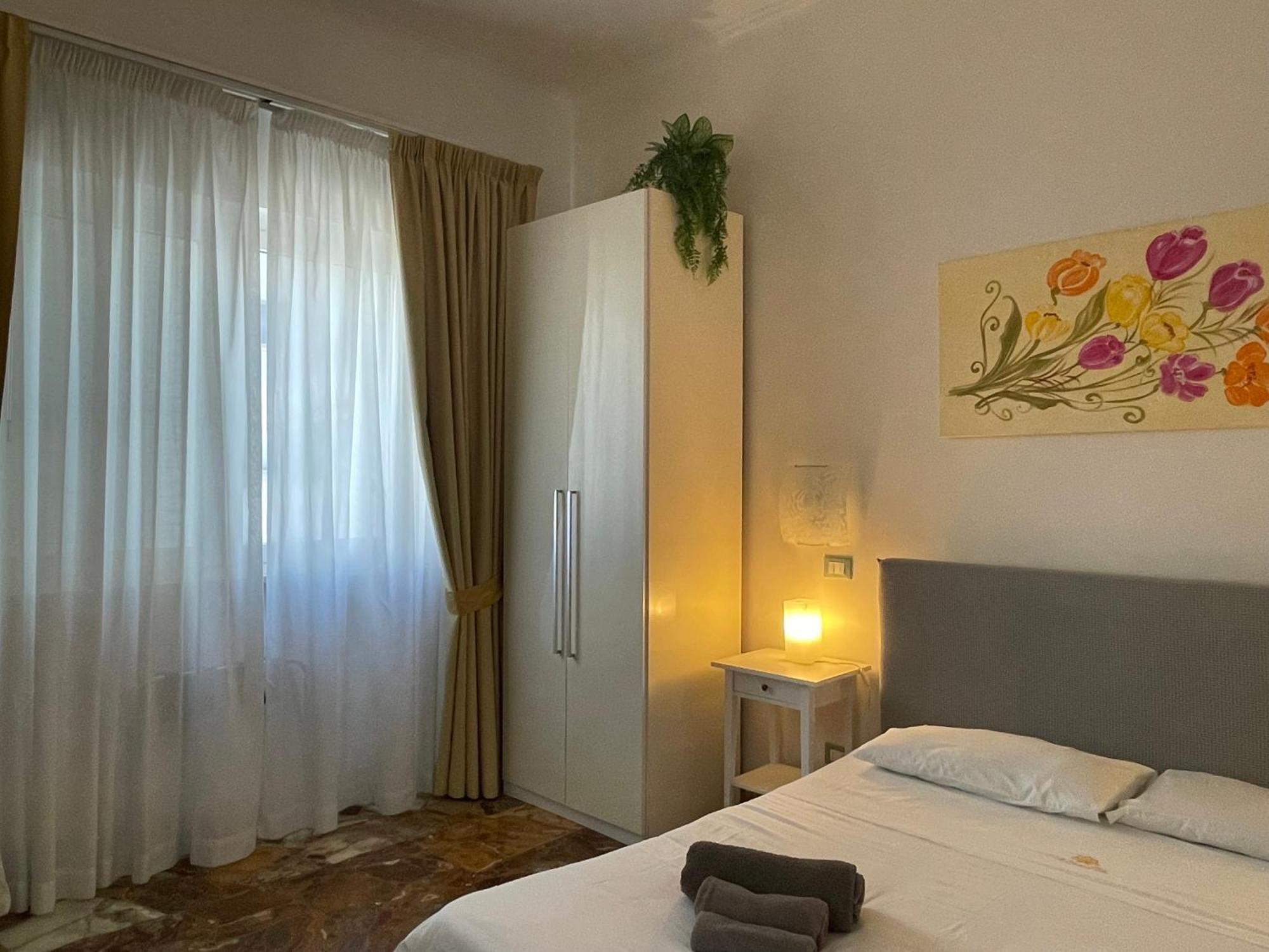 Il Giardino Di Flora Con Piscina Ξενοδοχείο Λέτσε Εξωτερικό φωτογραφία