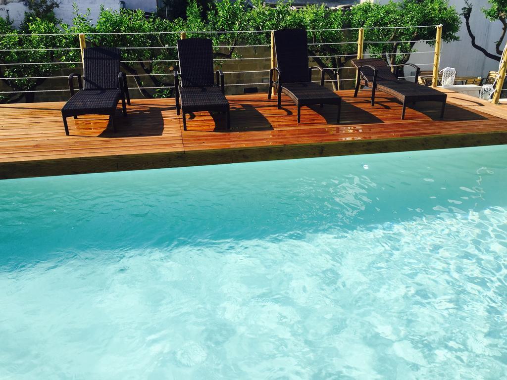 Il Giardino Di Flora Con Piscina Ξενοδοχείο Λέτσε Εξωτερικό φωτογραφία